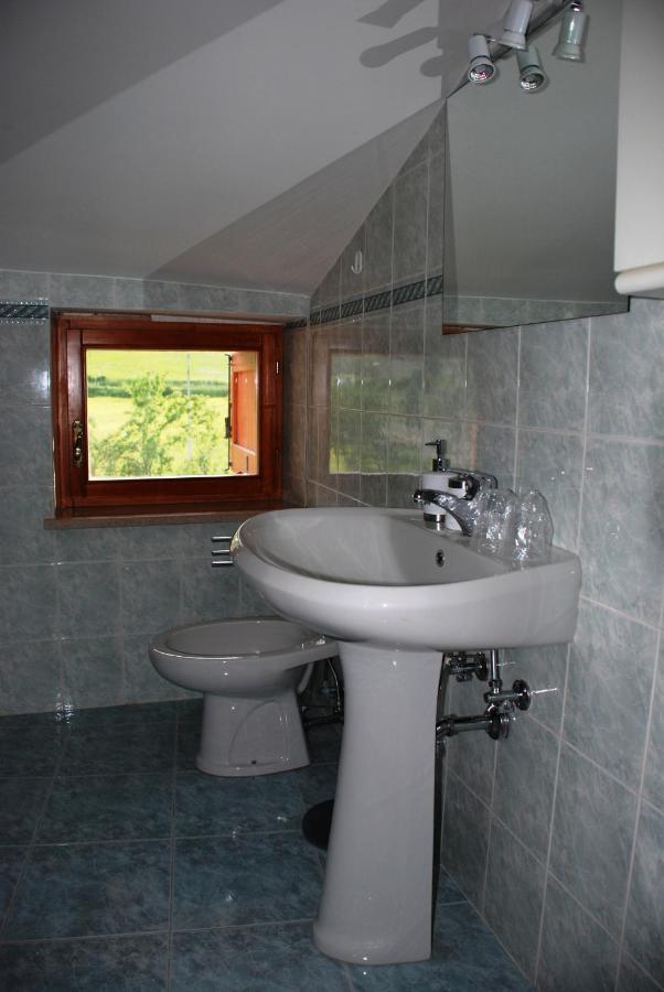 Casale La Torretta Bed & Breakfast Norcia Exterior photo